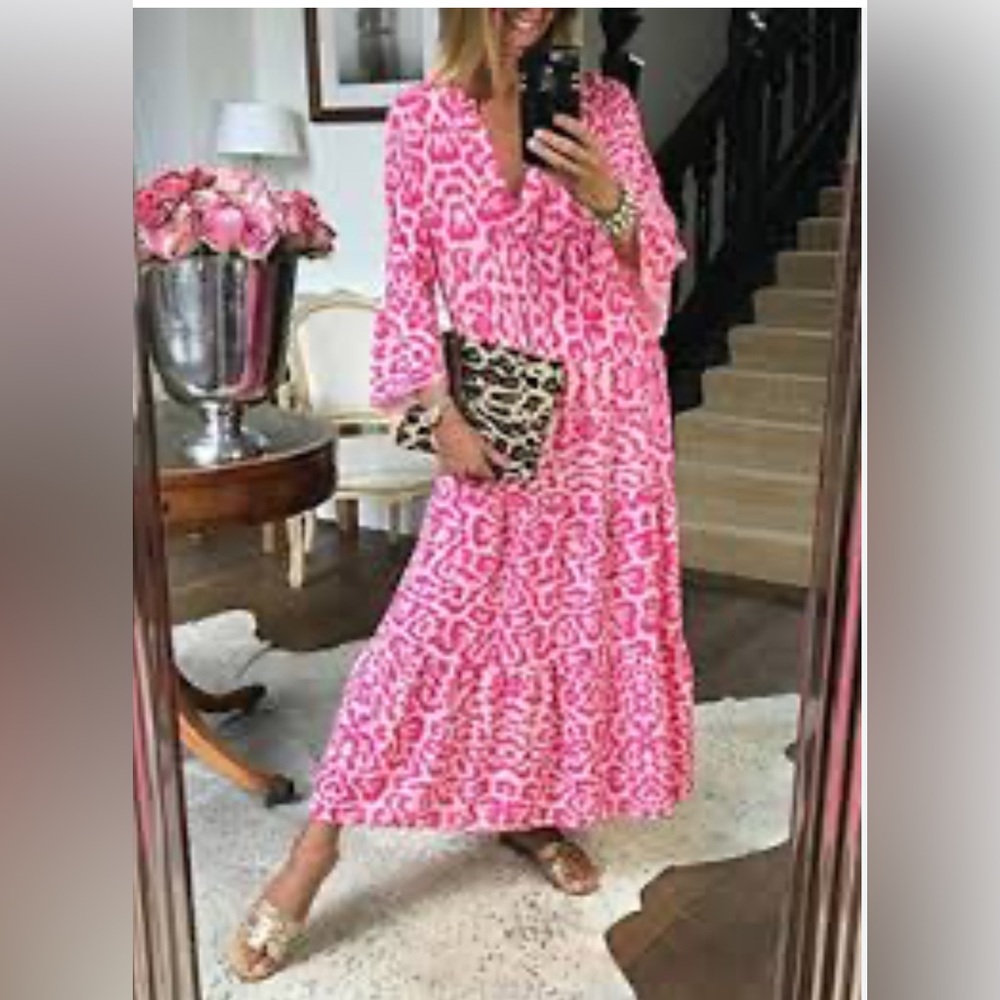 Pink Leopard Print Maxi Dress - Stylish Women's V-Neck Maxi